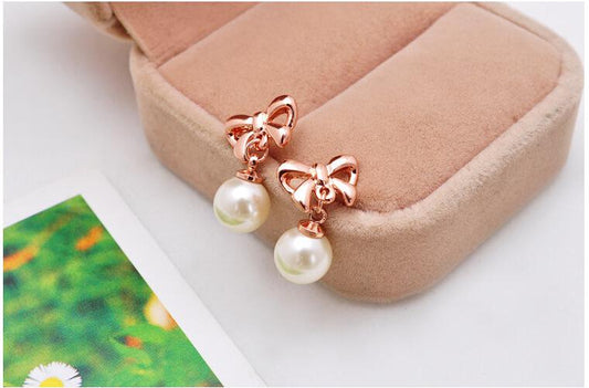 Bowknot Stud Earrings 1 f00e966b-3f74-4491-b56e-126f6a4b560a